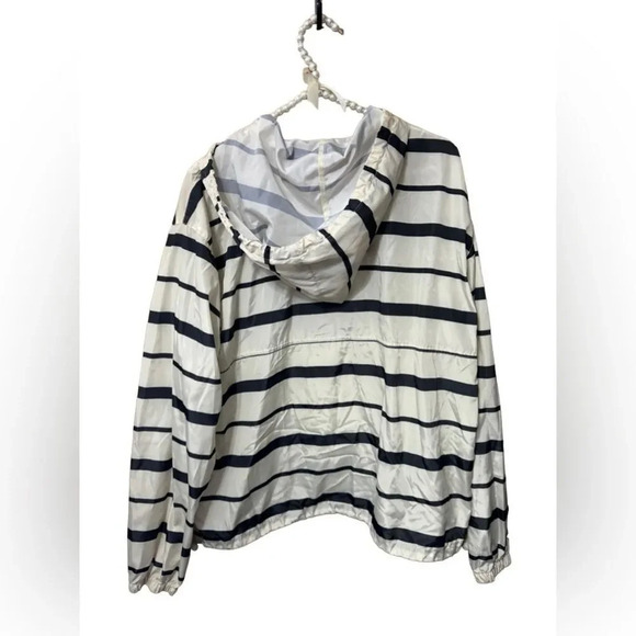 Thread & Supply windbreaker NWOT Large - Picture 3 of 5